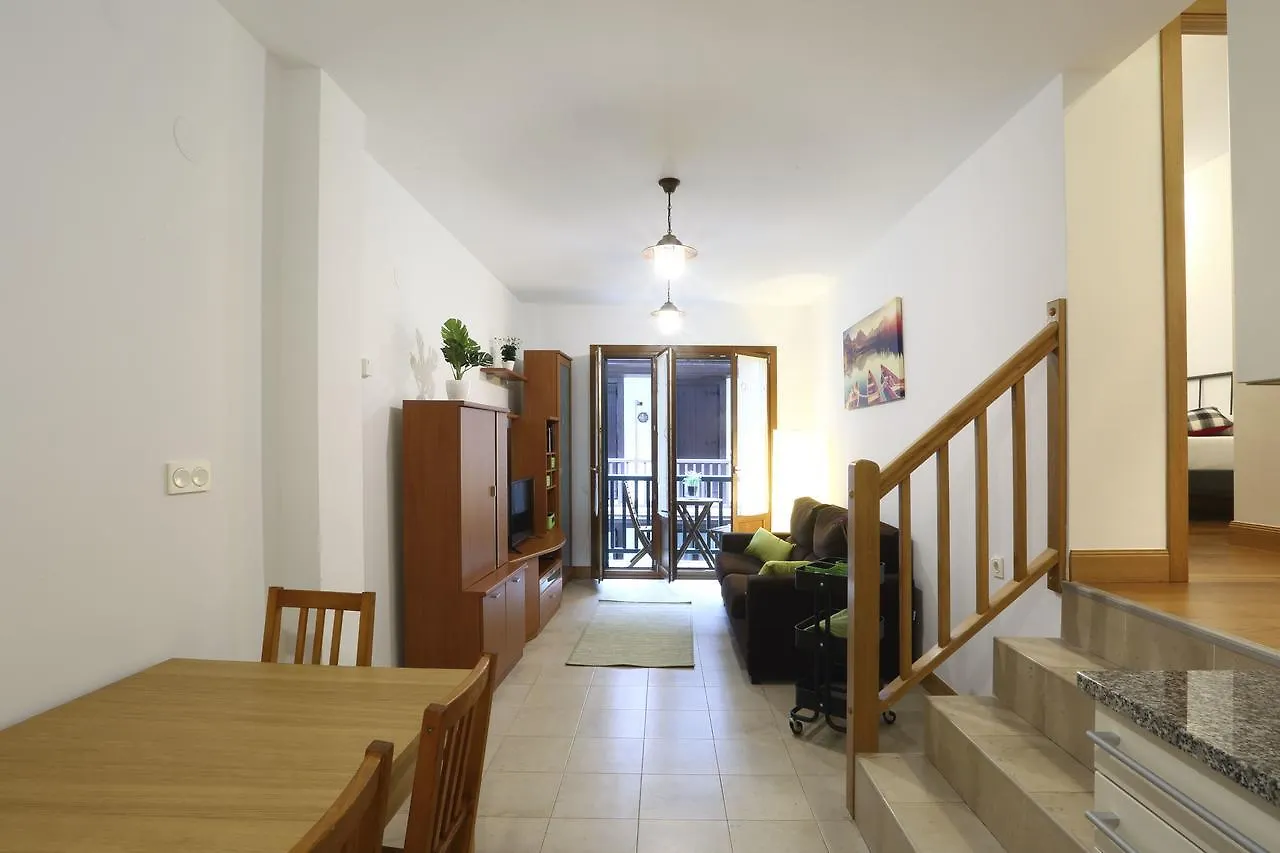 Tolosa By Smiling Rentals Hondarribia